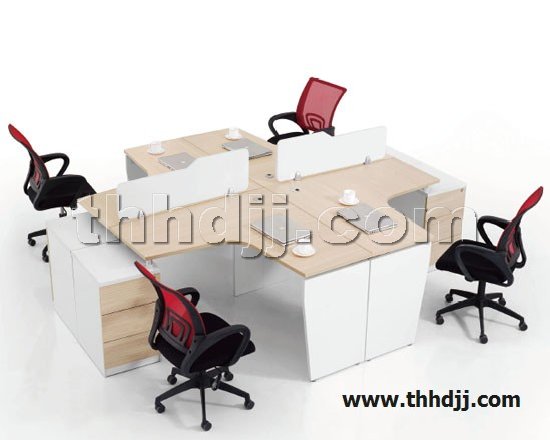 点击查看商品:屏风桌