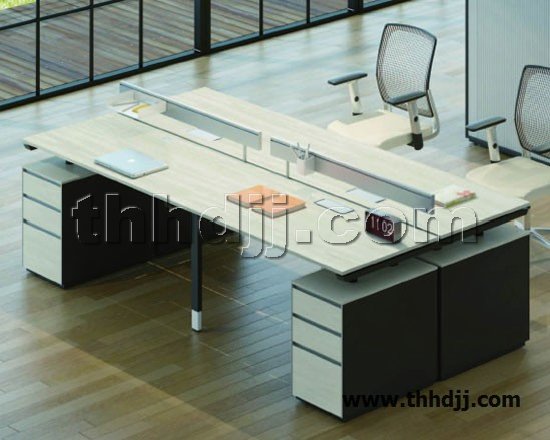 点击查看商品:屏风桌