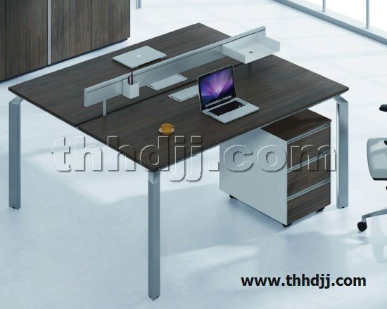 点击查看商品:屏风桌