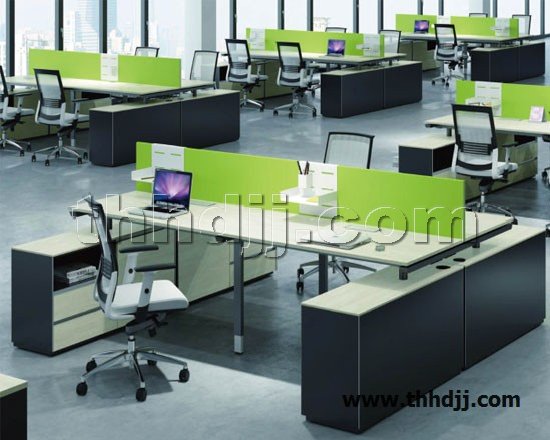 点击查看商品:屏风桌