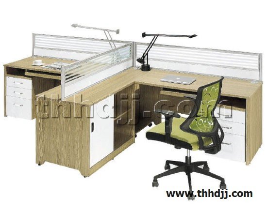 点击查看商品:屏风桌