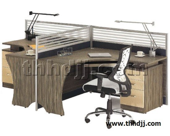 点击查看商品:屏风桌