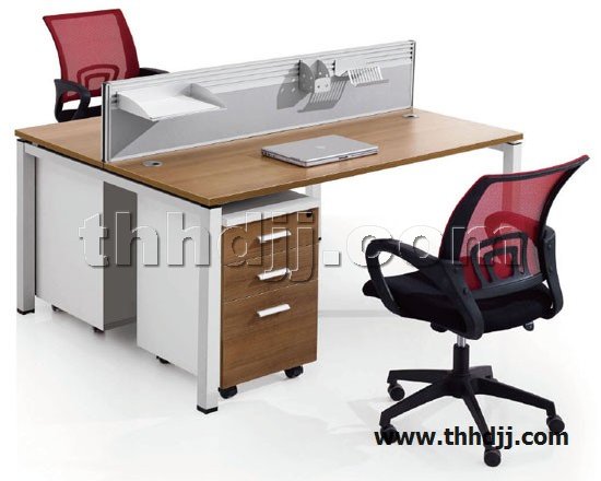 点击查看商品:屏风桌