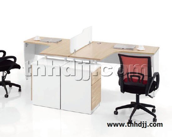 点击查看商品:屏风桌-关注人气1071次