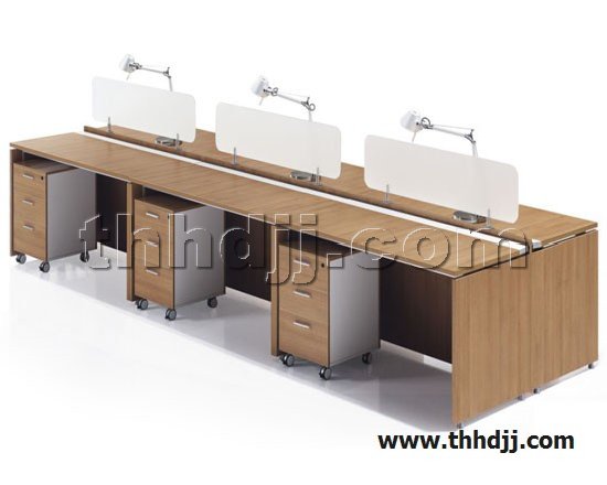 点击查看商品:屏风桌