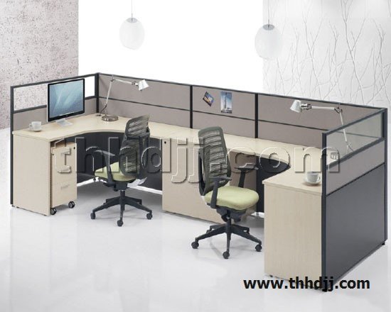 点击查看商品:屏风桌