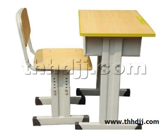 点击查看商品:课桌椅