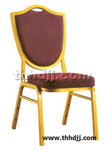 点击查看商品:餐桌椅