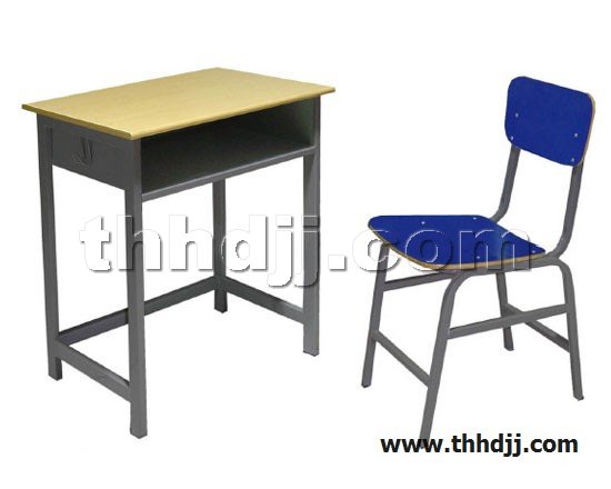 点击查看商品:课桌椅